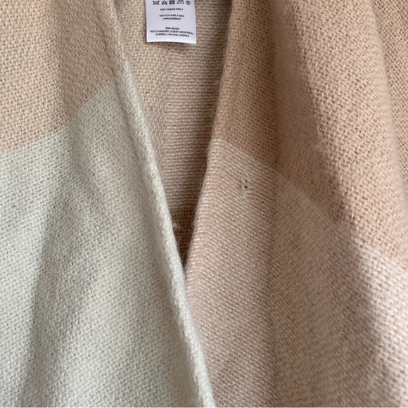 Soia & Kyo Fringe Colorblock  Scarfigan - Picture 8 of 8